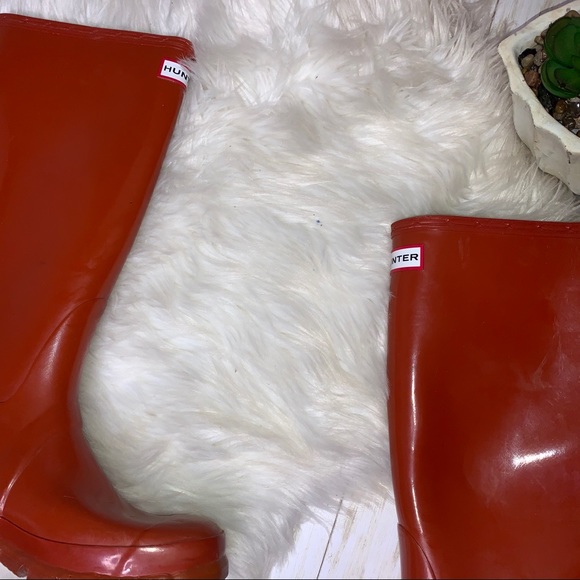 Hunters high gloss red siren tall rain boots 8 - Picture 4 of 15